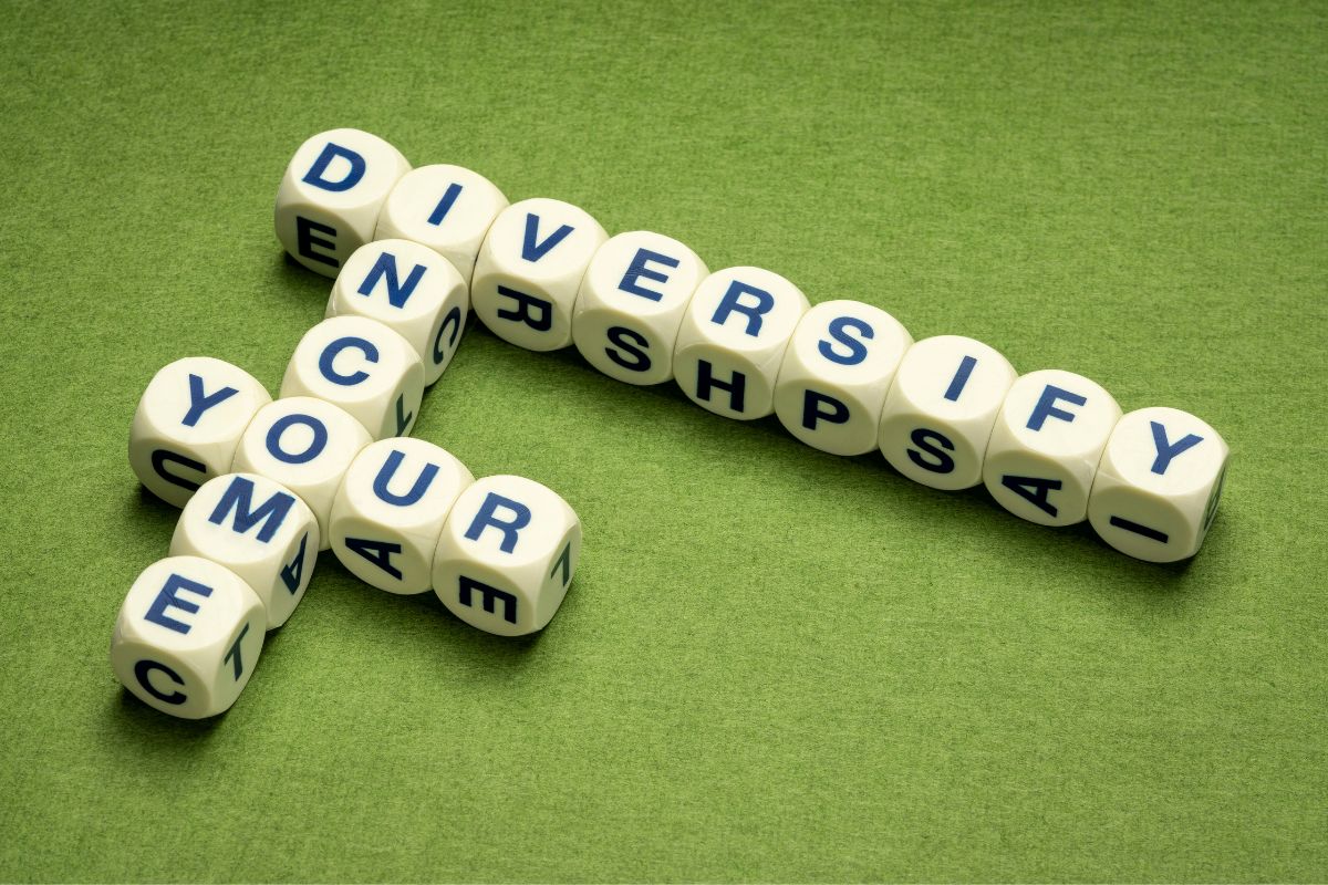 diversify your income https://www.canva.com/photos/MAES6_cmlAs/