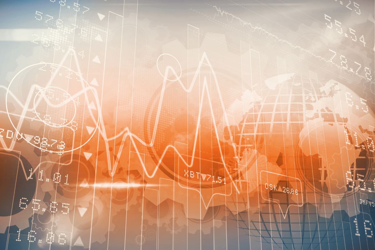 Shareholder investment https://www.canva.com/photos/MADxgxIo4O4/